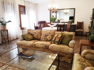 Location Appartement à Centro. Piso de 2 dormitorios en la zona centro de elche.