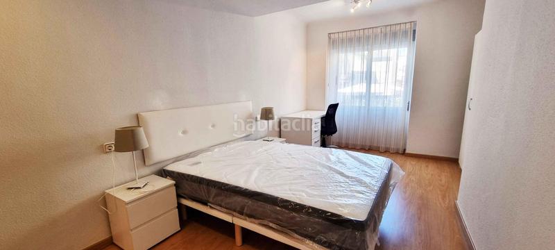 Foto a0fd9fb3-e467-46ad-aa28-efa6eaf0ccf2. Rent flat with heating in Centro Elche / Elx