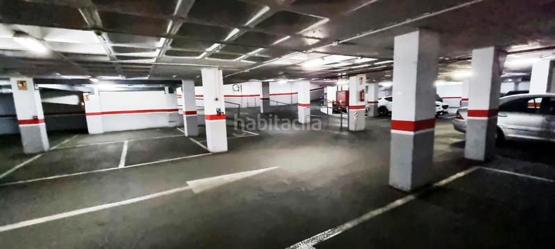 Foto c8a1f8f2-33c5-4053-b491-cf6573dbef7d. Parking coche plaza de aparcamiento en Altabix, elche. en Elche / Elx