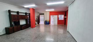 Local Comercial a Reina Victoria - Miguel Hernández. Local comercial en zona pisos azules.