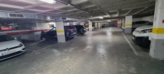 Aparcament cotxe a El Raval - Portes Encarnades. Plazas de aparcamiento en el raval, elche.