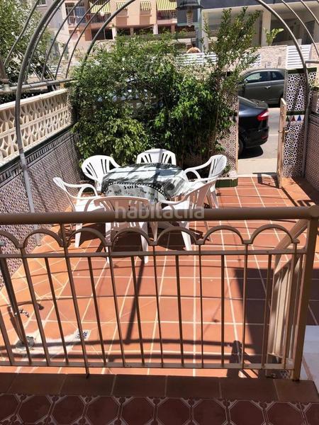 Foto 5d24a8f7-dcd1-4a99-9382-f85e162ec69d. Casa adossada a Calas Santiago Bernabeu Santa Pola