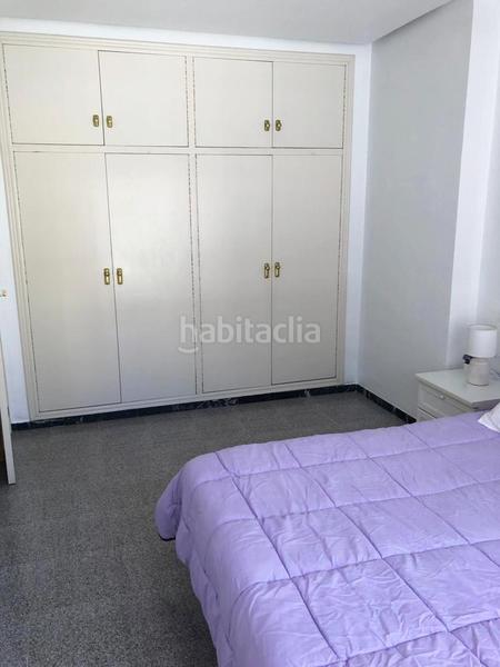 Foto cc52fda1-ddb9-4faf-a7c2-cf2f3aaef80e. Casa adossada a Calas Santiago Bernabeu Santa Pola