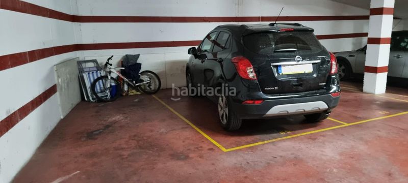 Foto 12d35c3b-c92c-4335-b8c2-b92ddc138693. Aparcament cotxe a El Palmeral - San Antón Elche / Elx