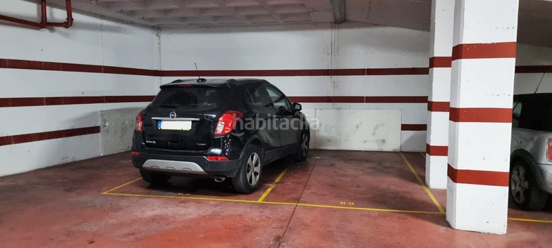 Foto 4a26d898-d080-49f2-835f-04cd4ec4bb56. Aparcament cotxe a El Palmeral - San Antón Elche / Elx