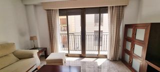 Miete Etagenwohnung in Centro. Piso en el centro de elche