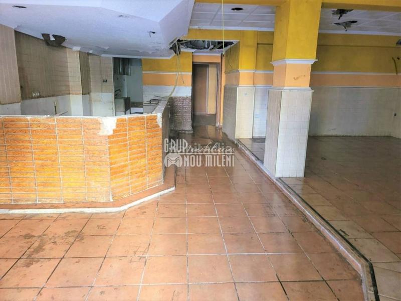 Foto 80552713-3a4c-4c47-8230-a7ae17e159d6. Local comercial local en venta en Avenida de la Paz Xirivella