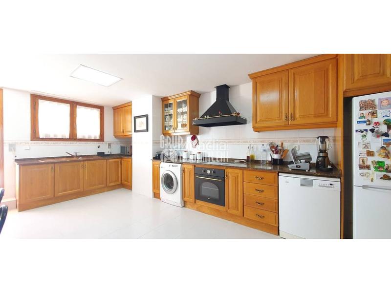 Foto 8992a0d8-1b51-4a5d-a68d-87e8afad5cb3. Casa in Alfafar