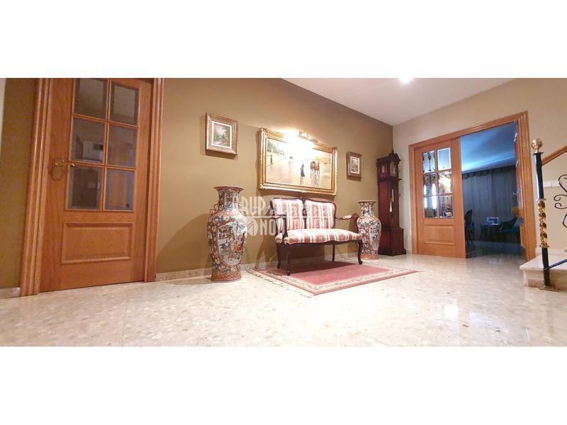 Foto f464caeb-87dd-4241-b3ba-8abd563b1298. Casa in Alfafar