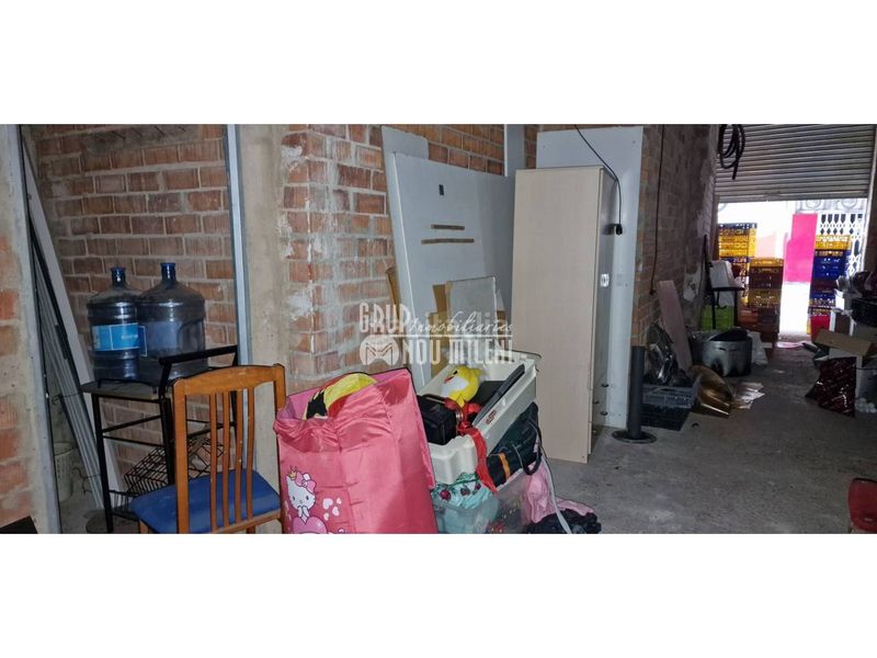 Foto edc3e1ad-4c7b-4f74-9e18-3956758cd1e2. Local comercial a Picassent