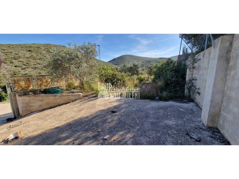 Foto 35844a64-792a-45a7-b9d2-7f56e89decf7. Chalet dans Montroy