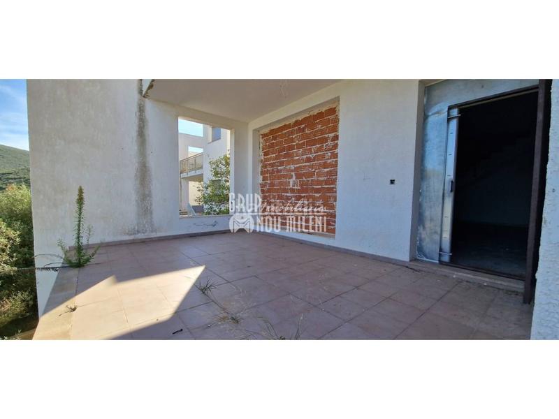 Foto d08231ad-f6f0-460e-b294-58516f71e85f. Chalet dans Montroy