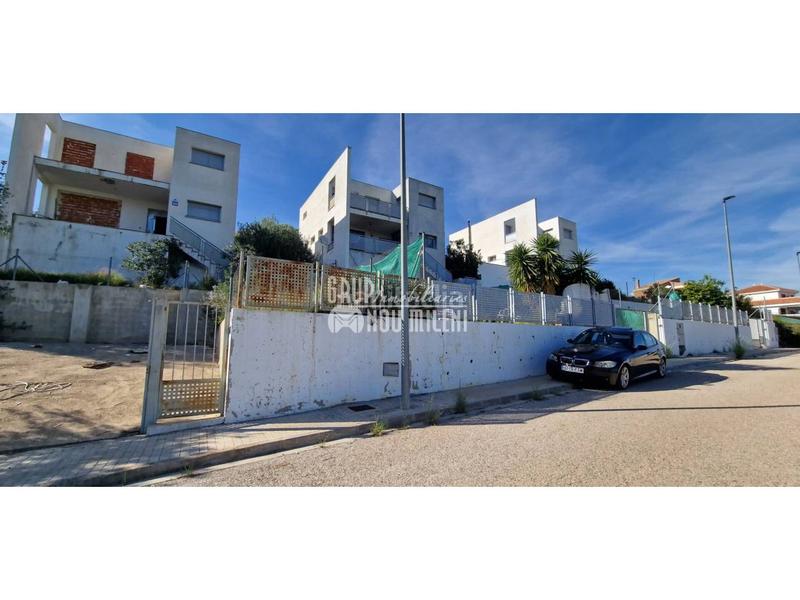 Foto e2e61433-52cb-4343-ba74-d45a05359224. Chalet dans Montroy