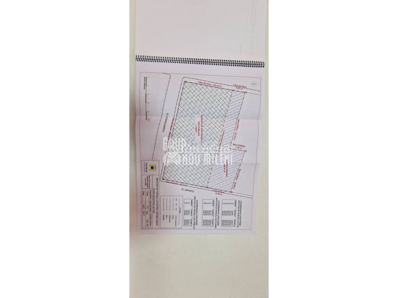 Foto e5d87327-a849-414d-b89a-f107f2973761. Finca rústica a Alfafar