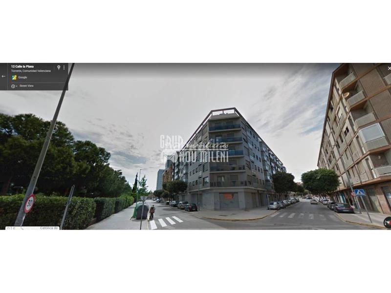 Foto 3872a8a0-654e-4776-8503-7743031d7e08. Location local commercial dans Parc Central Torrent