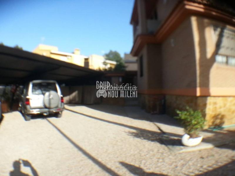 Foto 68a186a3-e05c-47a3-9714-0ea1eb7fa965. Chalet with heating parking in El Vedat - Santa Apolonia Torrent