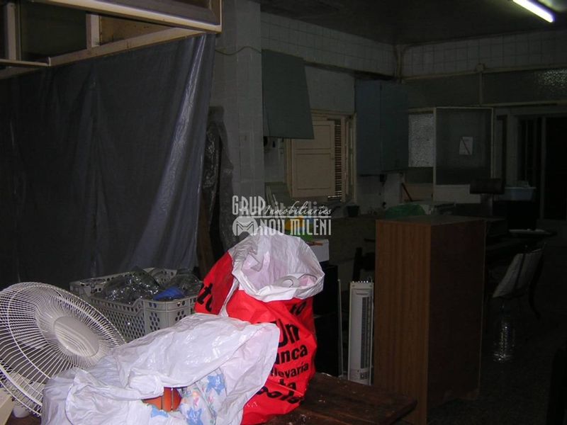 Foto 1b292df2-e6d8-4687-91e8-ad49dd2541ad. Local comercial a Catarroja