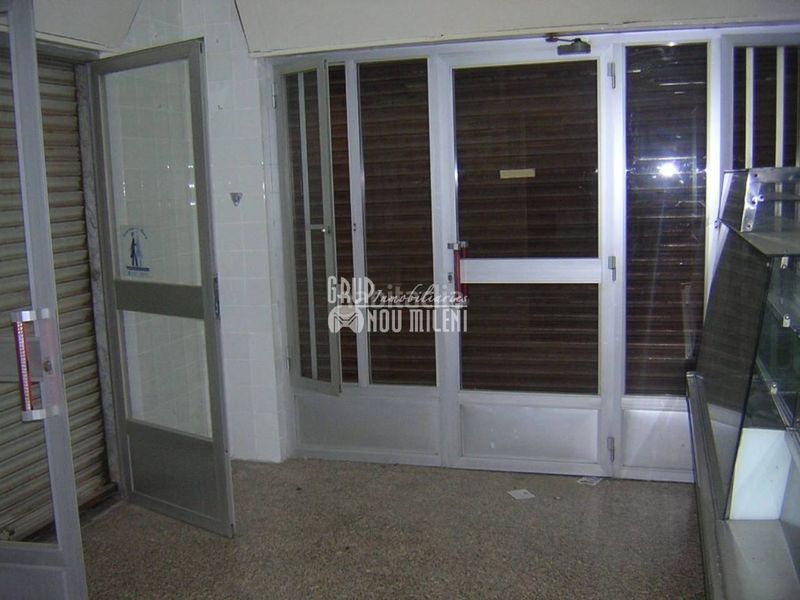 Foto 2509ba1d-810e-4ebd-8354-d2a783d27ba2. Local comercial a Catarroja