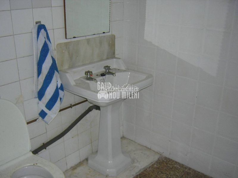 Foto 44ce9121-d210-42bf-9927-1ea2c3e22f73. Local comercial a Catarroja