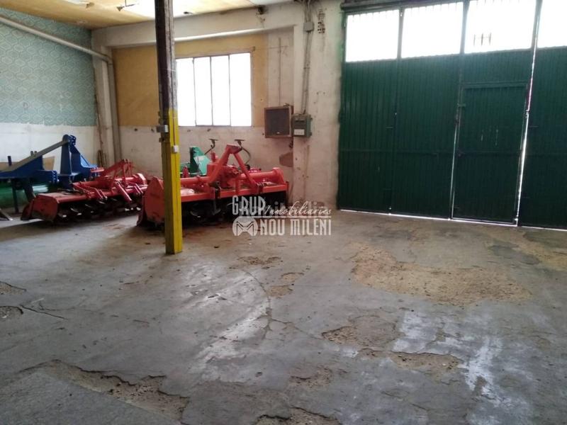 Foto 04dcb9b3-ae87-46af-9231-640a43554fc7. Bâtiment à usage industriel dans Albal
