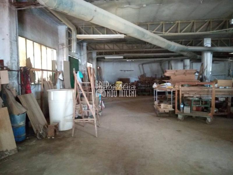 Foto 2a229295-35e4-4cc6-8f29-62a6942df32b. Bâtiment à usage industriel dans Albal