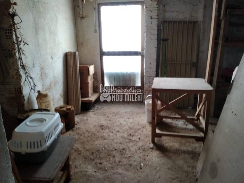 Foto b98f8267-c5d5-4ea1-aec0-946f589ced73. Bâtiment à usage industriel dans Albal