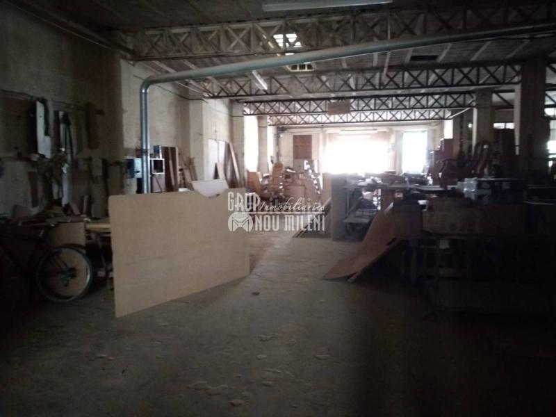 Foto bbcd8af9-eac2-42e2-b3ef-053f5ff7859c. Bâtiment à usage industriel dans Albal