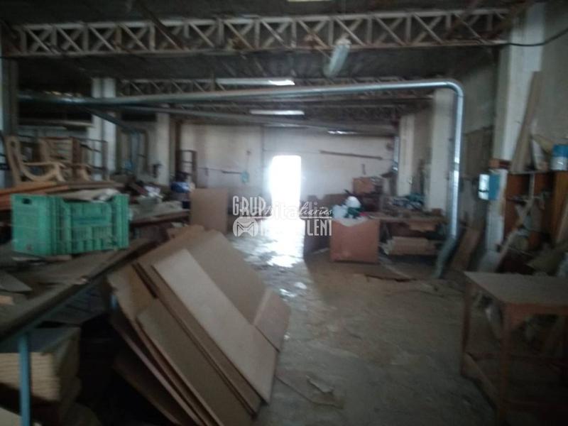 Foto d1ada53d-ba88-4730-b1b4-b5cc7b90f9e3. Bâtiment à usage industriel dans Albal