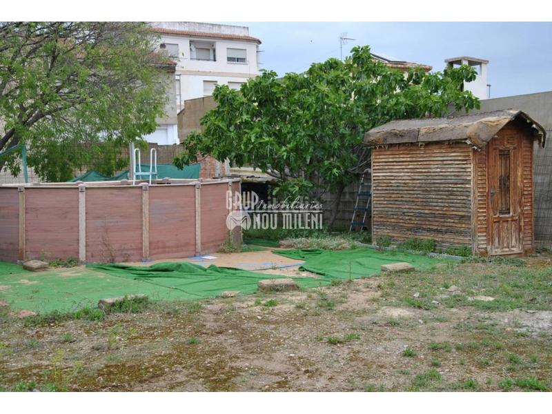 Foto a8a6455c-51a8-4014-be72-40882f725942. Finca rústica en Yátova