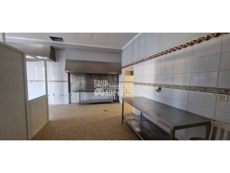 Foto 279f9126-850a-4a88-8e86-d9aa0dd77249. Local comercial a Albal