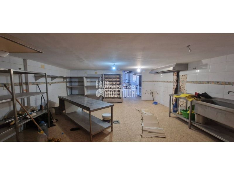 Foto a5596773-7a5b-4da5-8456-c86de9c53bf1. Local comercial a Albal