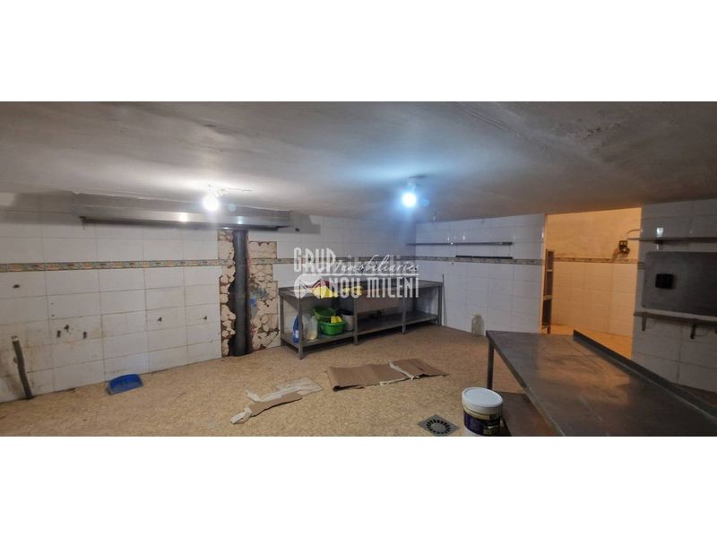 Foto b6ac8c05-bced-4b08-b6cb-e1ea79525855. Local comercial a Albal