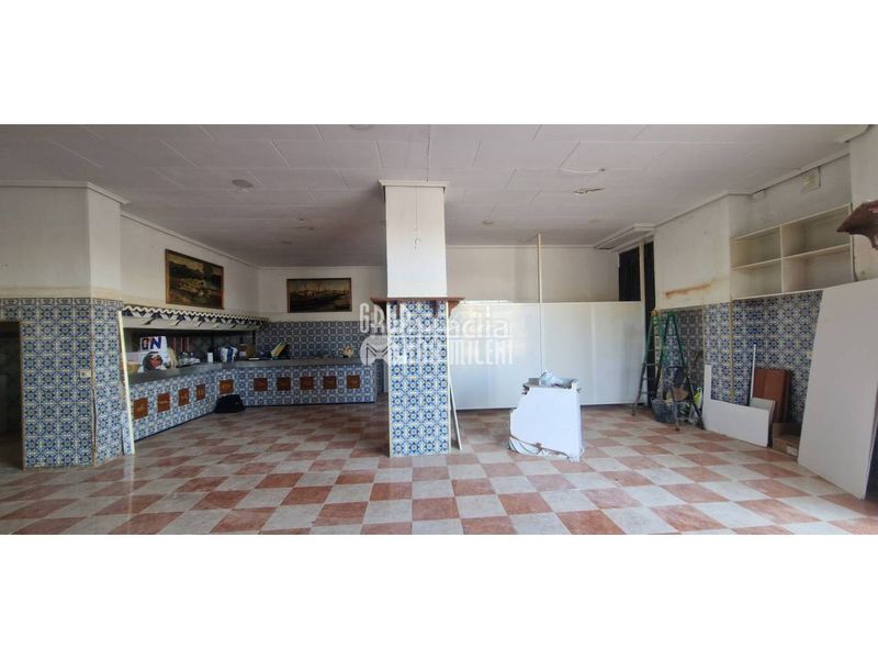 Foto ce8869e7-9c64-4779-b9af-1fdc823fc77d. Local comercial a Albal