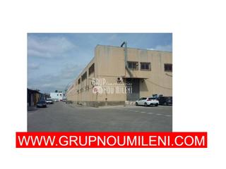 Nau industrial a El Carmen