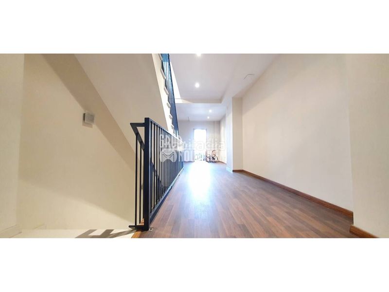 Foto 964a9372-4929-45d7-ba71-70feffb4c10f. Alquiler local comercial local en alquiler en Catarroja