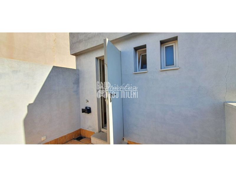 Foto f981ee5c-2346-4f48-93ff-e7c9d56e4a7f. Alquiler local comercial local en alquiler en Catarroja