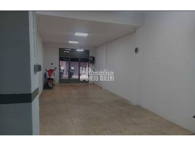 Foto 3f3900c6-b757-489d-96e6-ea2b9413b2e2. Local comercial a Benetússer