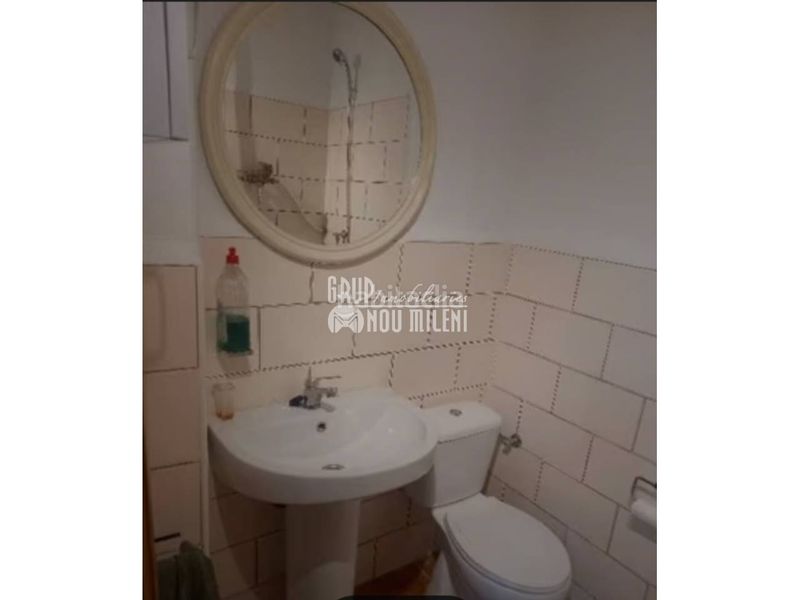Foto c722c30f-a46d-4641-b632-c374603f8942. Local comercial a Benetússer