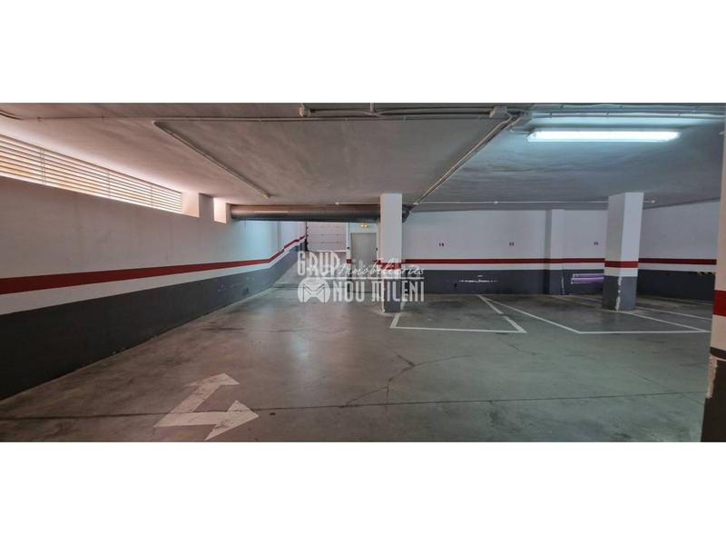 Foto 9020f9be-b9fd-4a79-ae21-8d15f259caed. Parking coche en Riba - roja de Túria