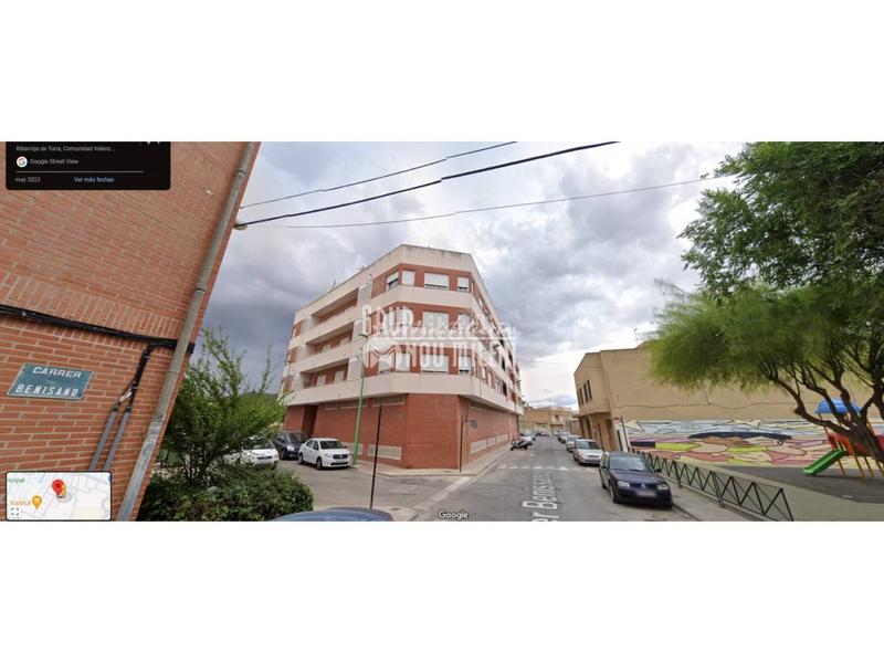 Foto 436be4be-e743-48d6-9677-575b12a92343. Aparcament cotxe a Riba - roja de Túria