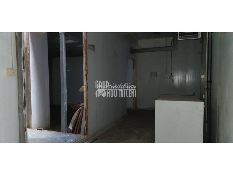 Foto 4a3528ef-f983-4eaa-bfa3-a8c912cc2cd1. Local comercial a Massanassa