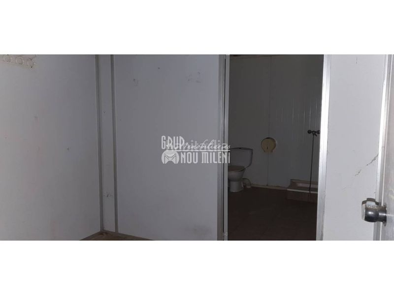 Foto 6334154e-570f-4fc4-971d-cf2133f944fc. Local comercial a Massanassa