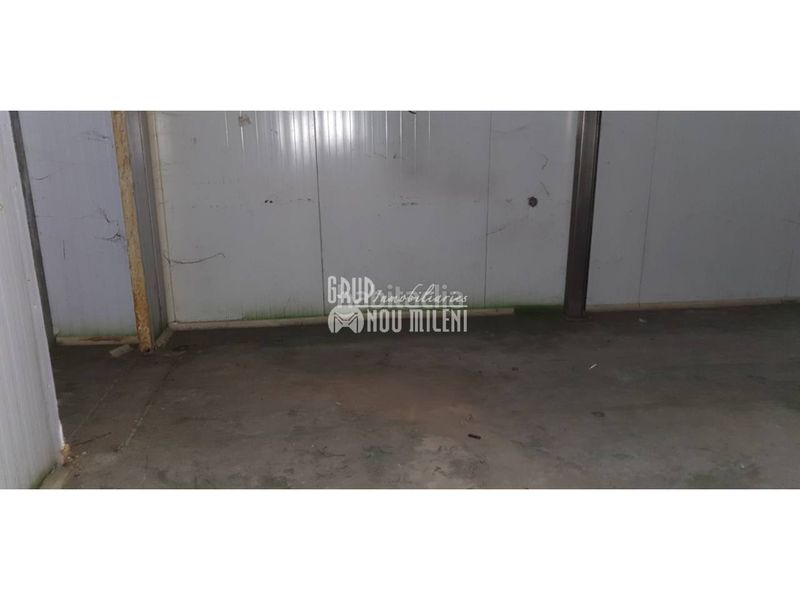 Foto ffe825ec-7b39-4a3d-8eb5-b461f12b0409. Local comercial a Massanassa