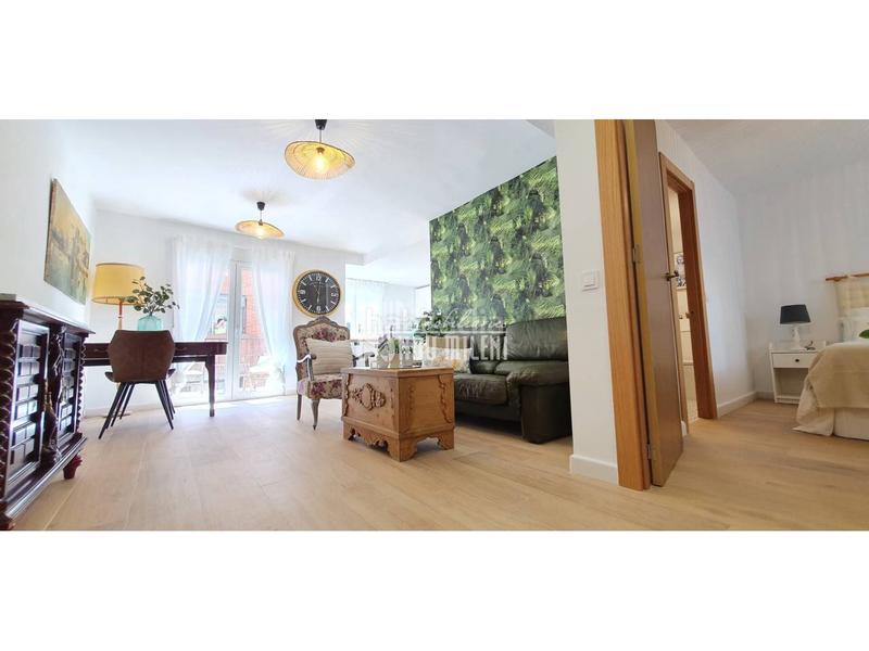 Foto 08bc57be-7924-40da-be8a-3d394ccec1fc. Pis a Silla