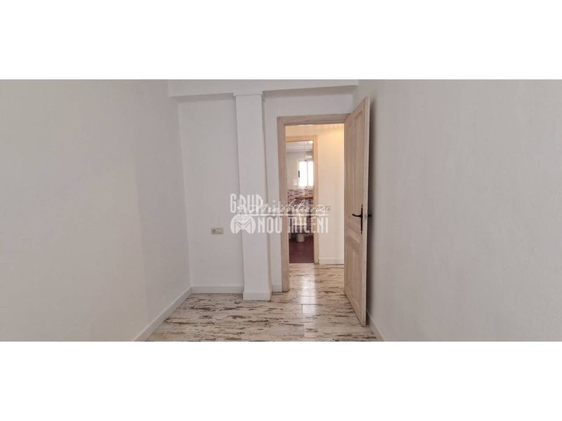 Foto ce02de1c-4dc5-4279-9eee-93697dd003c1. Pis a Massanassa