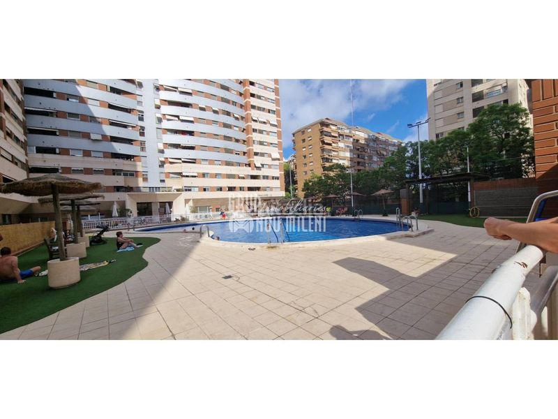 Foto 5be0c67e-0af1-4e98-8f87-99097c1fc6d1. Lloguer dúplex amb aparcament piscina a Ciutat de les Ciències i de les Arts - Justicia Valencia