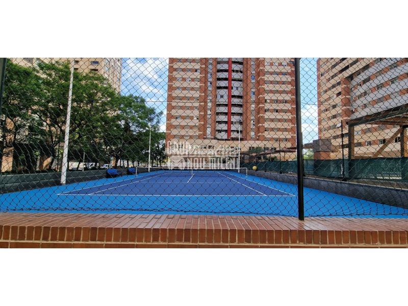 Foto ae1afcd9-a504-4d46-84ca-d2e3a6b03b14. Lloguer dúplex amb aparcament piscina a Ciutat de les Ciències i de les Arts - Justicia Valencia