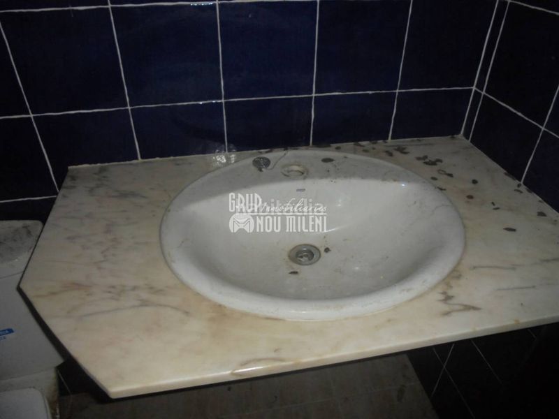 Foto bb59fa03-eeca-47af-8717-4a2f19be34c4. Local comercial a Aldaia