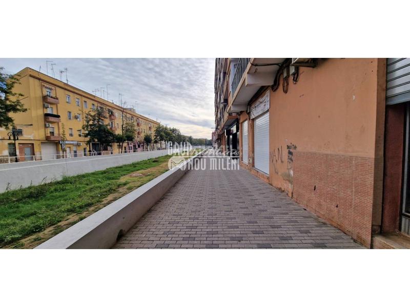 Foto 40a3144b-0716-4268-b3e8-564e2ffb81a5. Affitto locale commerciale in Aldaia