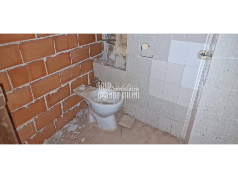 Foto 5a3da930-a1d8-4e87-8279-45db83bf6f96. Affitto locale commerciale in Aldaia